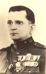 Luis Casas Romero